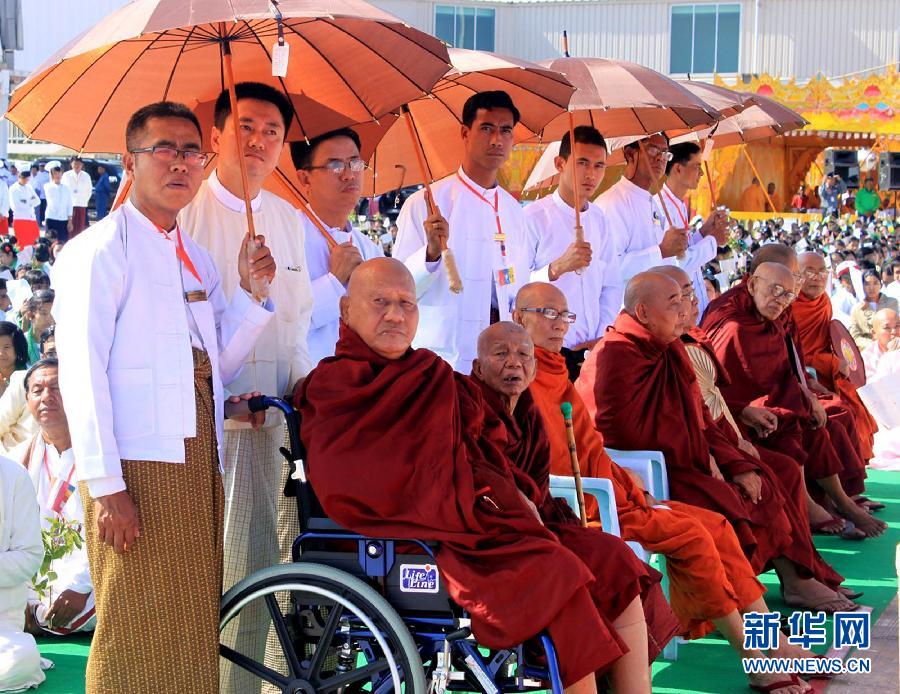 缅甸曼德勒市民盛迎中国佛牙舍利