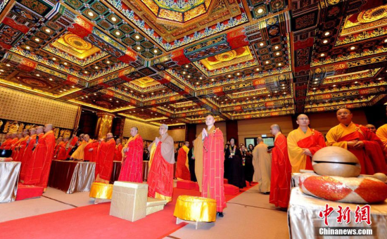 香港宝莲禅寺举行天坛大佛开光二十年纪念法会