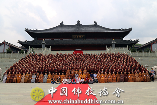 两岸佛教界在五台山共同祈祷世界和平9.jpg
