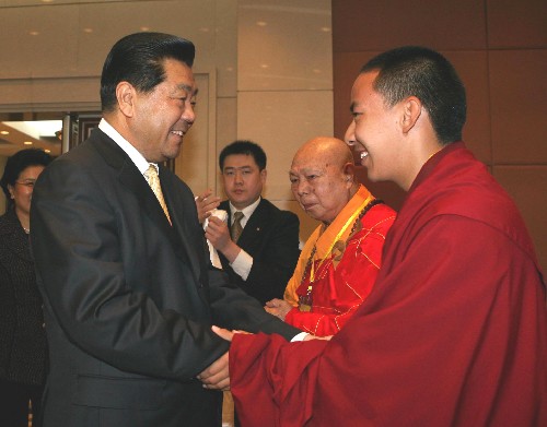 贾庆林会见参加首届世界佛教论坛代表
