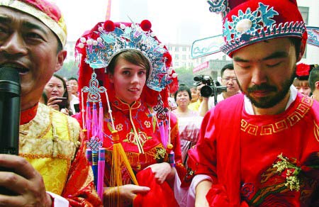 美国新娘在中国举办中式婚礼(组图)