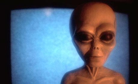 如果外星人25年内造访地球 你第一句话会问啥