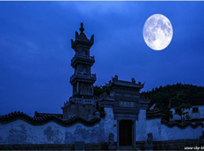 佛教摄影网-作者岚水清清《普陀多宝塔院夜色》