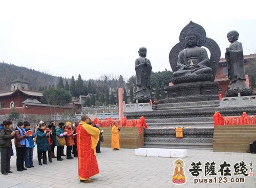 圆融无碍禅寺隆重举行放生祈福法会