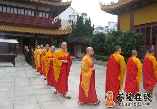 诸位法师出席本次法会 诸位法师出席本次法会