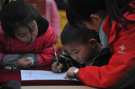 认真签字,独立完成领包任务