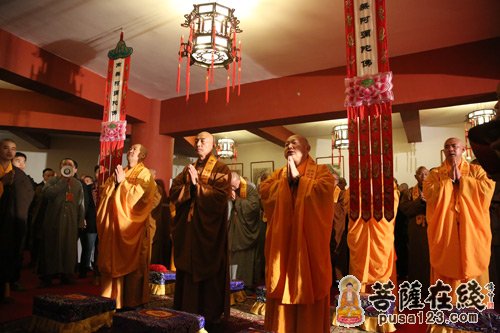 祈愿世界和平、国泰民安、风调雨顺、事业兴旺、家庭幸福、吉祥如意