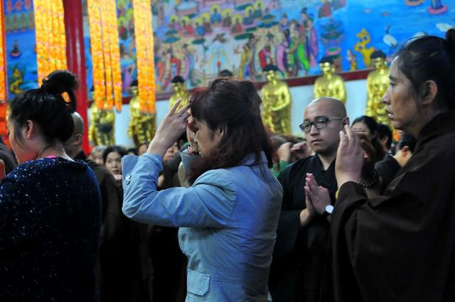 哈尔滨极乐寺地藏菩萨圣诞法会:行孝道 报亲恩