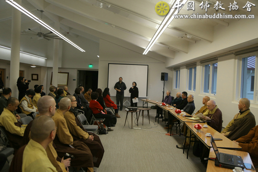 10、中国佛教代表团与万佛城和法界佛教大学代表举行座谈.jpg