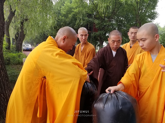 明日,积福慧启建庚子年第十期放生共修!随喜参加! 明日,积福慧启建庚子年第十期放生共修!随喜参加!