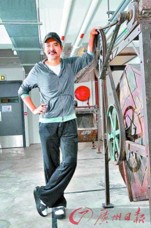 周润发死后将捐出99%财产 周润发死后将捐出99%财产