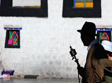 涟漪佛教摄影作品