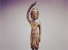 东京国立博物馆珍藏七世纪佛像：释迦佛诞生立像