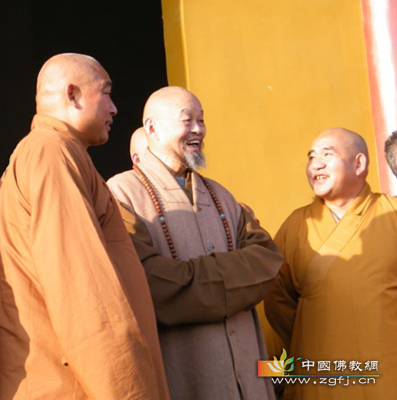 净慧老和尚一行参观湖北黄石法雨寺