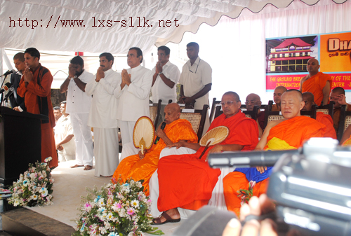 斯里兰卡中国留学僧参加国际佛教中心奠基仪式