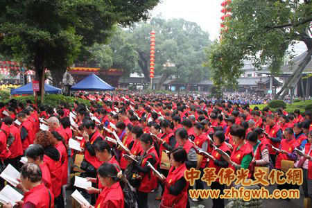 万人诵经现场 万人诵经现场