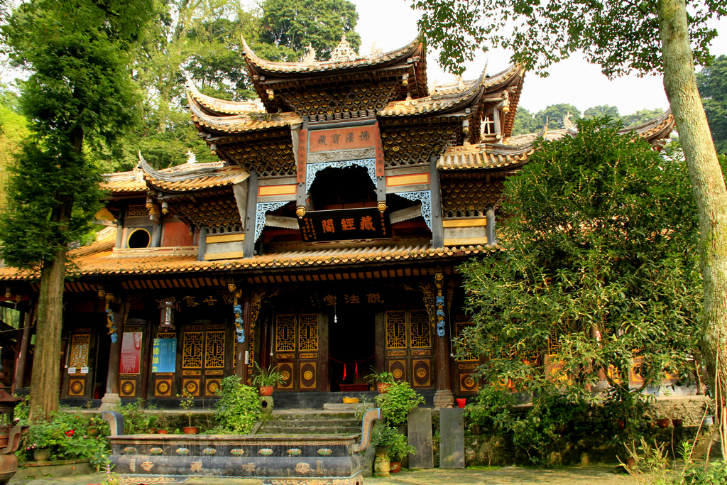 四川雅安云峰寺五一期间八关斋戒传戒暨消灾祈福地藏七共修法会