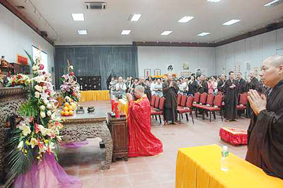 2012广州光孝寺结夏讲座 净因法师主讲“解读乔布斯的禅意人生”讲座