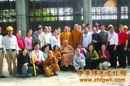 本焕长老弟子印彻法师昨日大雄禅寺升座