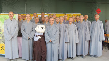 法鼓山“僧宝”欢喜亮相