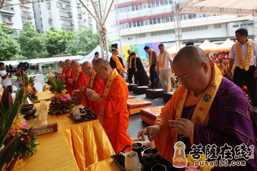 法师拈香 法师拈香