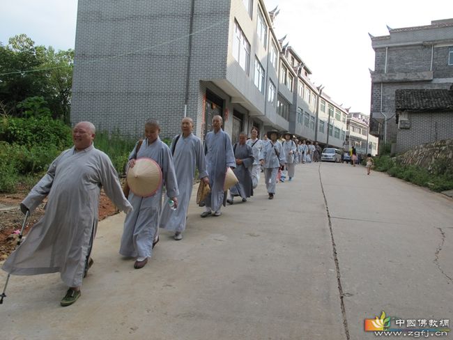 青原山净居寺“重走行思路 朝礼南华寺”大型行脚活动正式启动