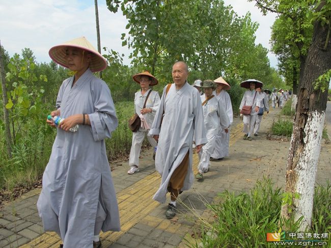 青原山净居寺“重走行思路 朝礼南华寺”大型行脚活动正式启动