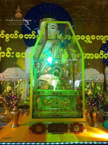 灵光寺佛牙影塔安奉在喜摩多佛塔