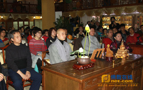 宗性法师宣讲:佛教要社会化 要轻松快乐地学佛