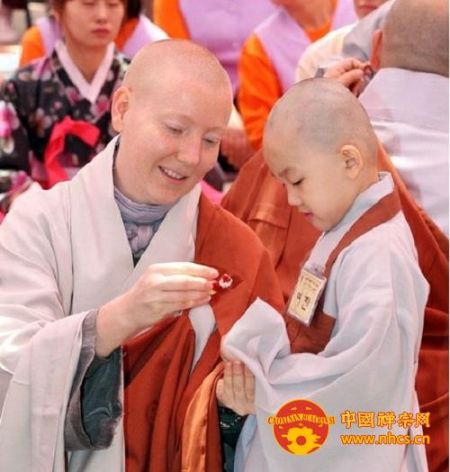 童子僧短期出家剃发与受戒仪式