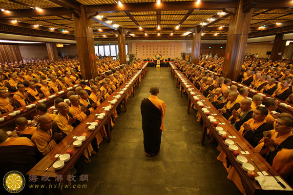 杭州市召开僧众大会　灵隐寺法师、职工获表彰