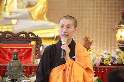 有果法师讲解“认识戒常住”