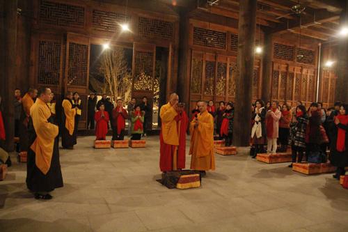 2015年祈福,燃灯许愿 ,拈香供佛