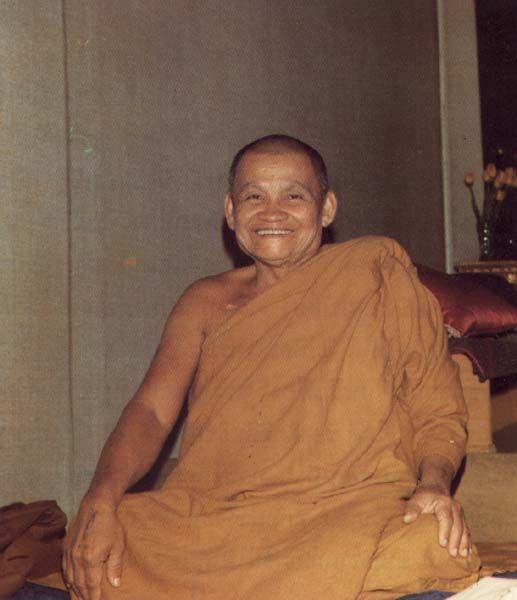 泰国高僧阿姜查:禅修无法深入 持戒不严