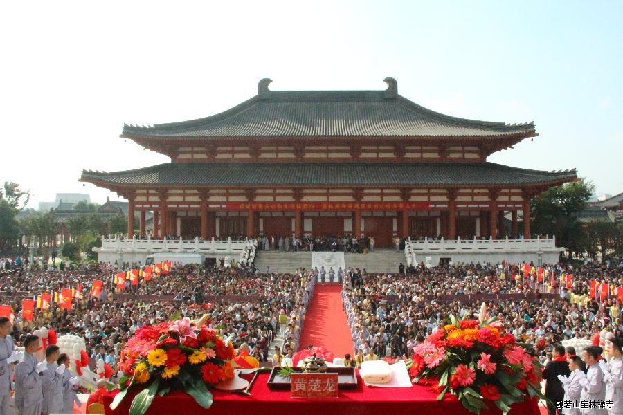 信众云集 信众云集