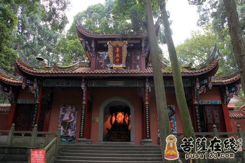 都江堰普照寺(资料图)