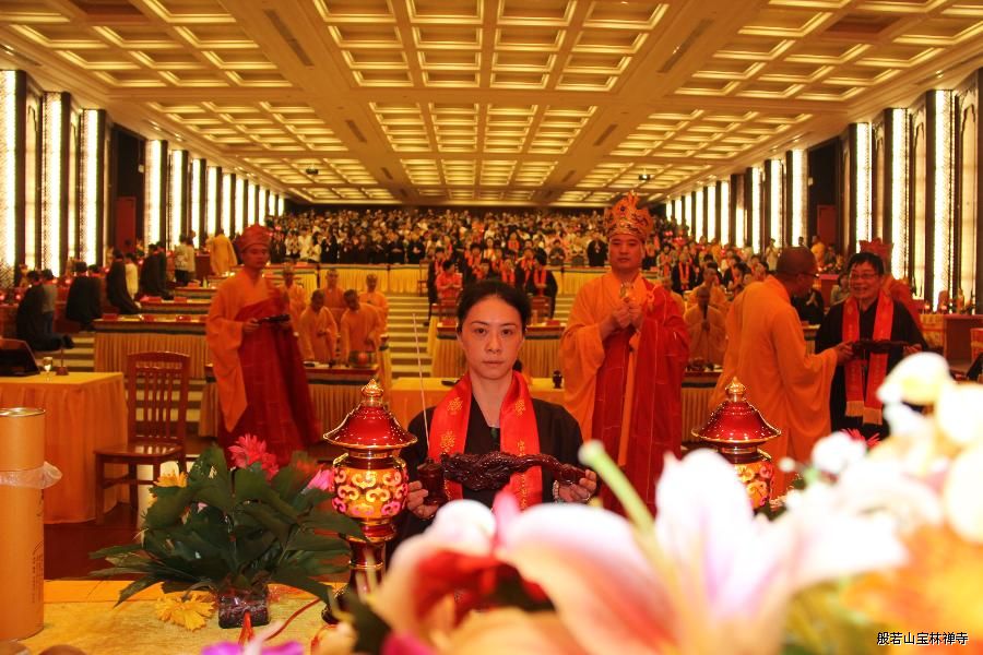 信众上香 信众上香