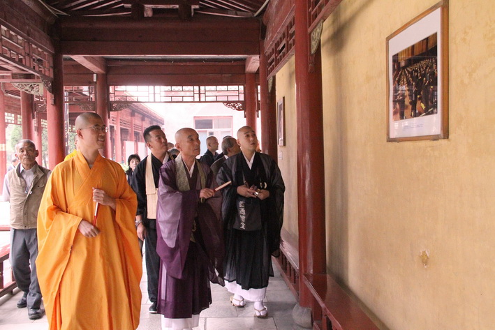 1441859189882151.jpg 02-参观寺院IMG_2459_调整大小.jpg