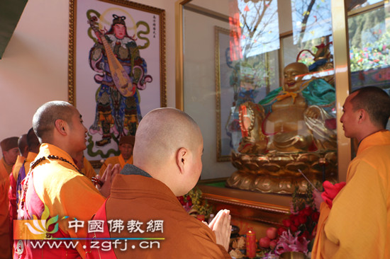 云南大理罗荃寺隆重举行天王殿落成暨佛像开光庆典法会