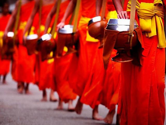 钱从哪里来——四个佛教小故事