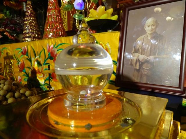 净慧长老舍利在云南鸡足山碧云寺安奉