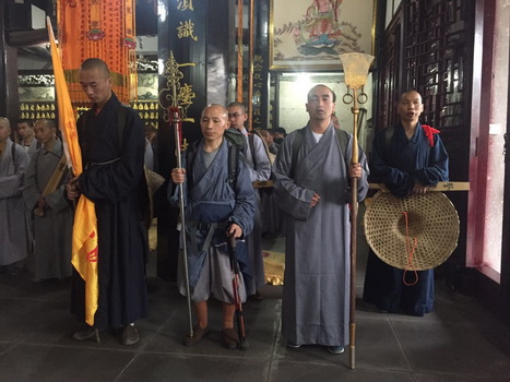 重庆华岩寺僧众行脚朝圣达摩道场菩提寺今日启程