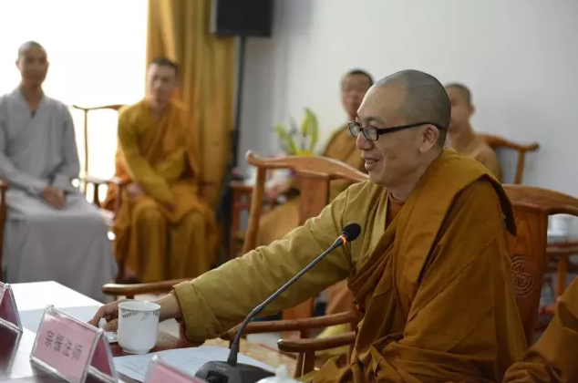 多宝讲寺举办智敏上师新书发布会暨俱舍宗研讨会