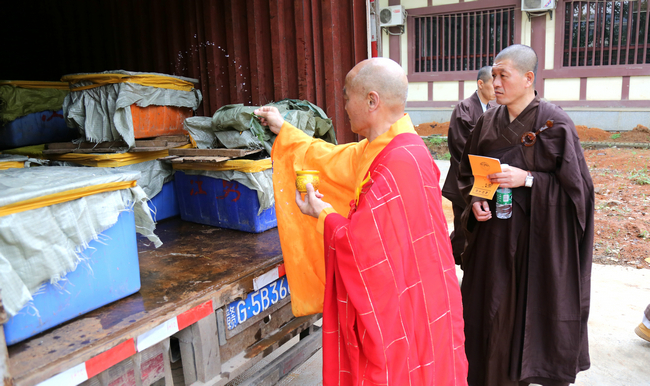 【东林大佛】文殊菩萨圣诞日 祝圣放生利有情