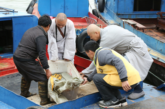 【东林大佛】文殊菩萨圣诞日 祝圣放生利有情