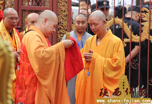 陕西卧龙寺隆重举行常礼法师升座庆典法会
