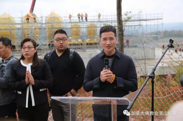 加拿大五台山木结构大殿起吊开工了