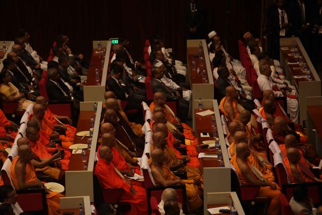 第十四届联合国卫塞节盛大开幕 世界同庆