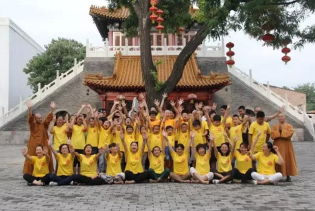 西安云居寺内观少年智慧夏令营开课啦!