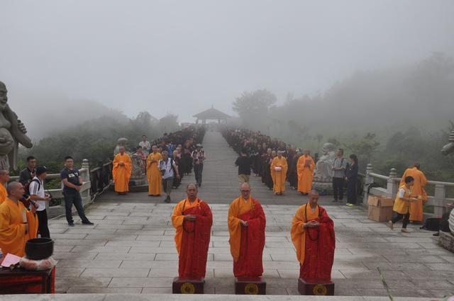 庆云寺举办慈航菩萨回归祖庭10周年拜山法会